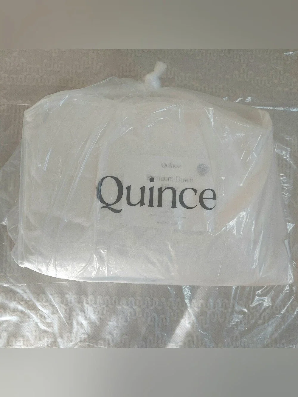Quince bedding can